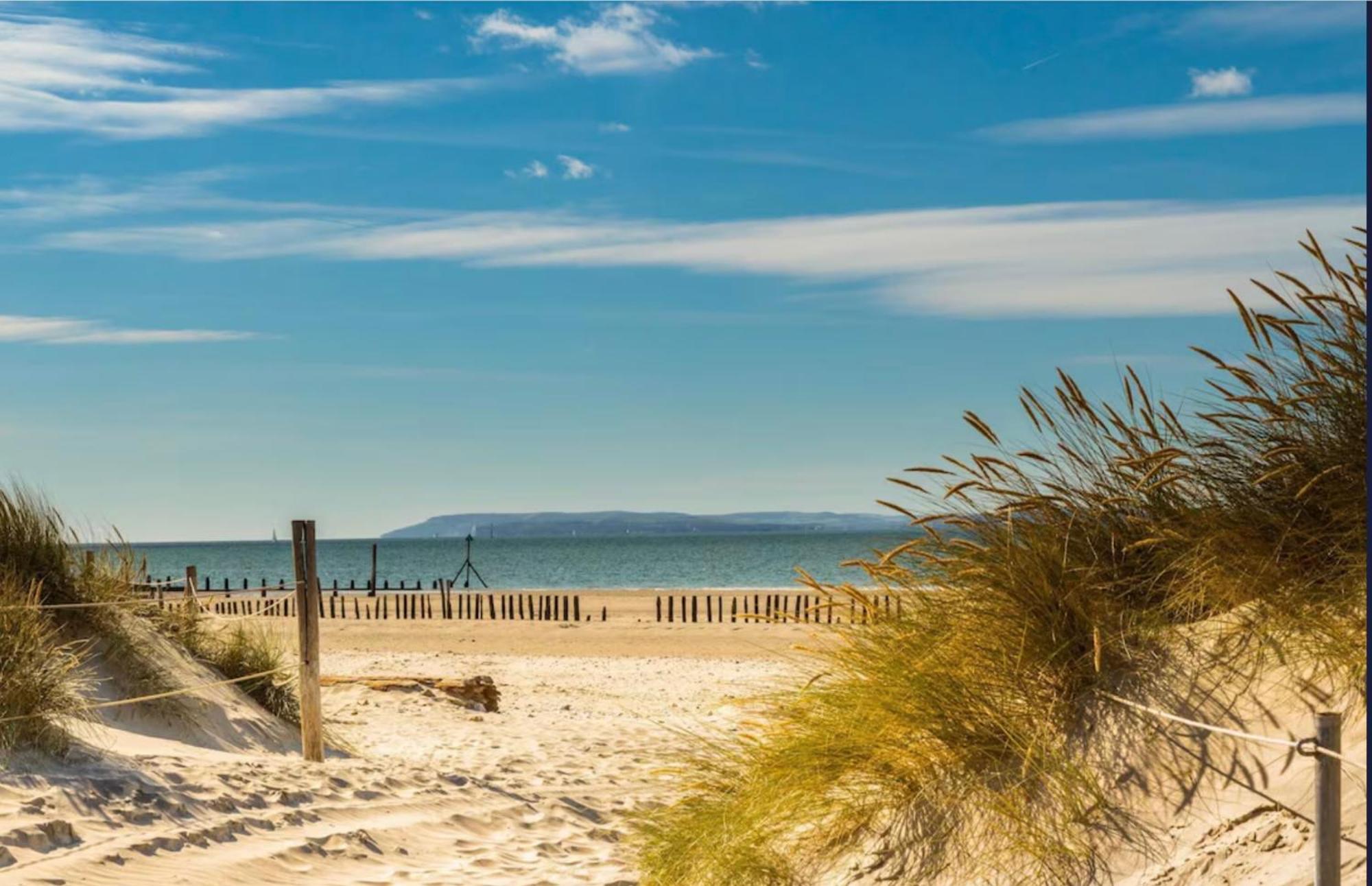 Luxury Georgian Home, Hot Tub, Sea View, Private Garden, Sleeps 6 Bognor Regis Eksteriør bilde