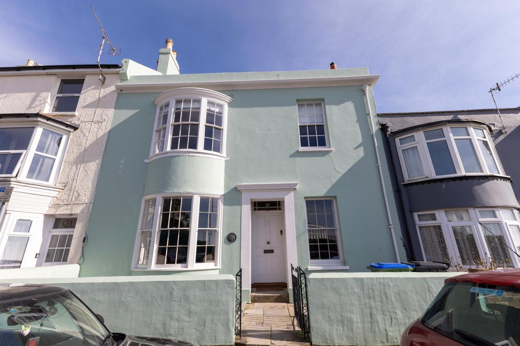 Luxury Georgian Home, Hot Tub, Sea View, Private Garden, Sleeps 6 Bognor Regis Eksteriør bilde
