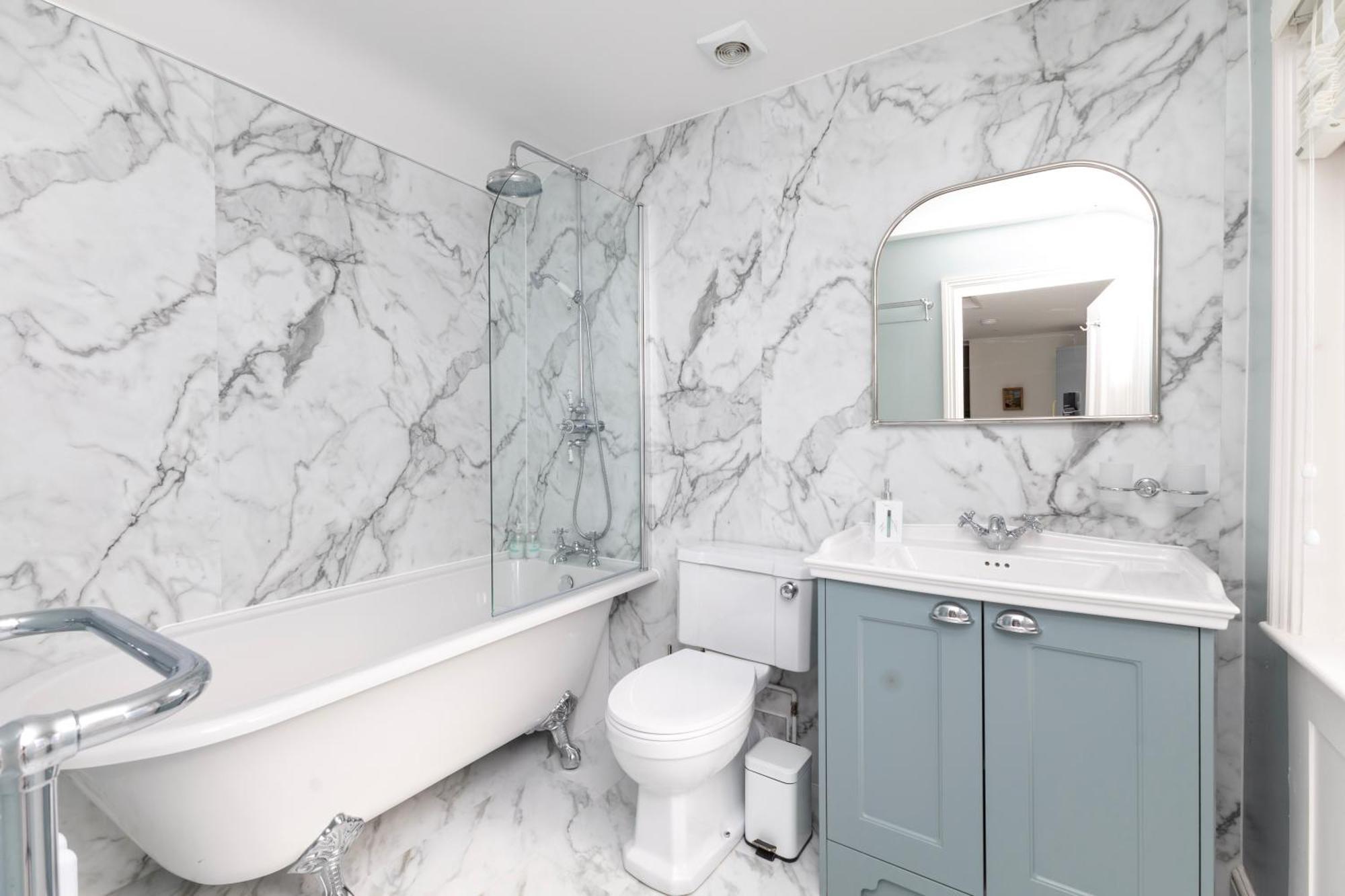 Luxury Georgian Home, Hot Tub, Sea View, Private Garden, Sleeps 6 Bognor Regis Eksteriør bilde
